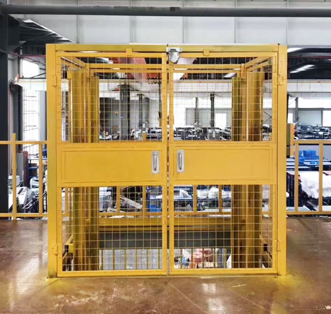 新余智能导轨式升降机亮相